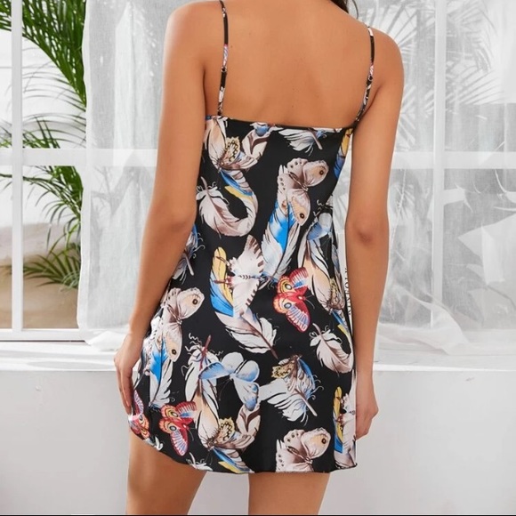 Beautiful Butterfly 🦋 & Feathers Graphics Spaghetti Straps Satin Cami Nightgown - Picture 4 of 4